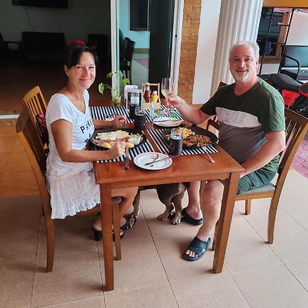 Meyers Hua Hin Hotel Buitenkant foto