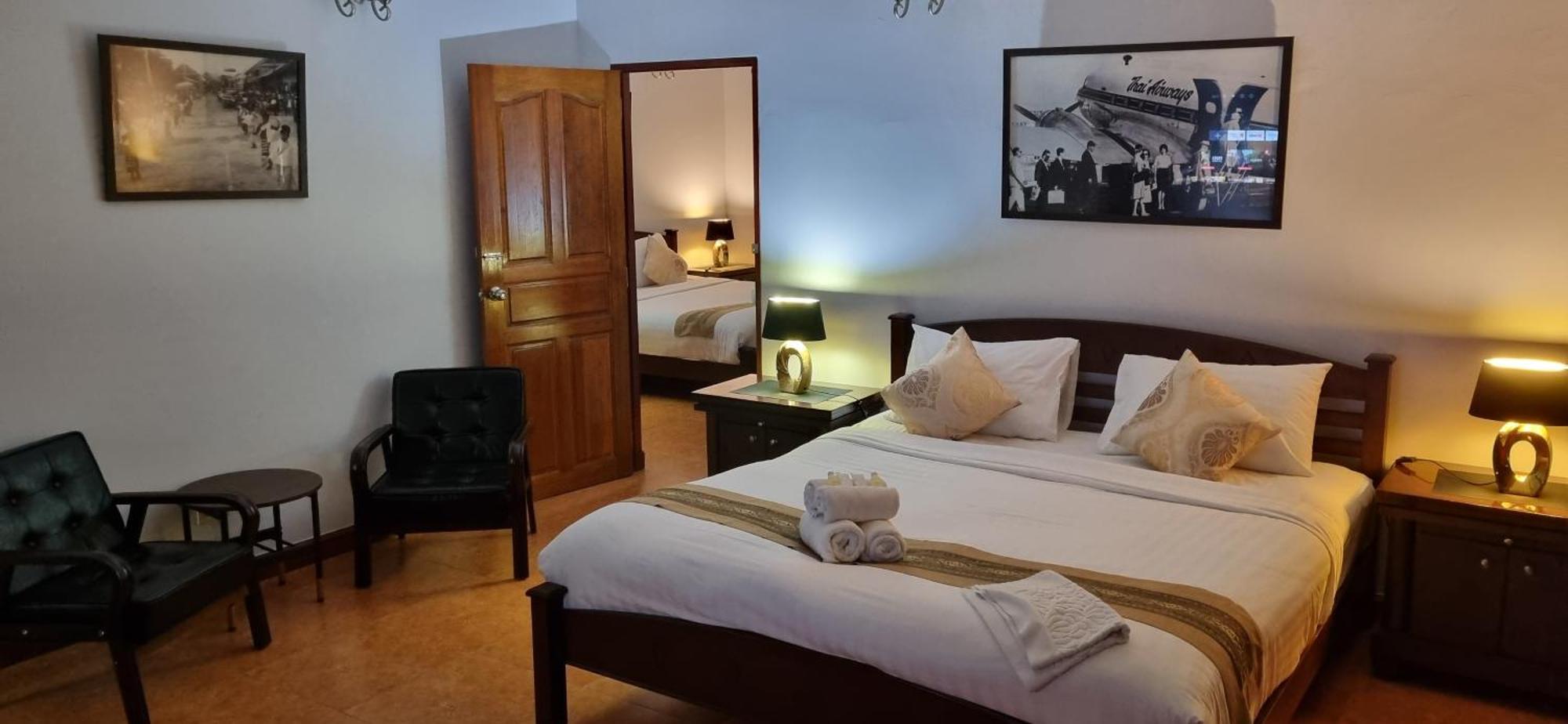 Meyers Hua Hin Hotel Buitenkant foto
